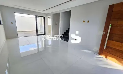 CASA À VENDA, 3 QUARTOS, 3 SUÍTES - JARDIM DA SERRA