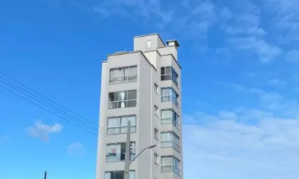 Lindo apto próximo ao mar em porto belo no no perequê