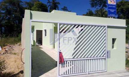 Casa para Venda em Peruíbe, Estancia dos Eucaliptos, 2 dormitórios, 1 suíte, 1 banheiro, 2 vagas