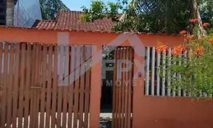 Casa Alto Padrão para Venda em Itanhaém, Santa Julia, 2 dormitórios, 1 suíte, 1 banheiro, 4 vagas