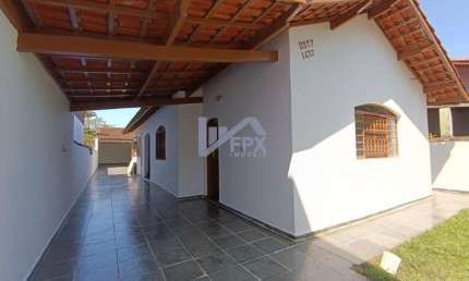 Casa para Venda em Itanhaém, Jardim Jamaica, 2 dormitórios, 1 suíte, 2 banheiros, 2 vagas