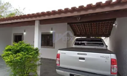 Casa para Venda em Itanhaém, Jardim Grandesp, 2 dormitórios, 1 suíte, 2 banheiros, 6 vagas