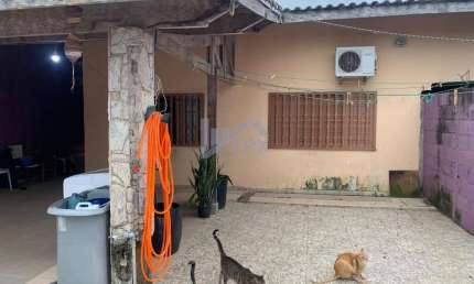 Casa para Venda em Peruíbe, Jardim Caraguava, 4 dormitórios, 1 suíte, 2 banheiros, 4 vagas