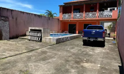 Sobrado para Venda em Itanhaém, Jardim das Palmeiras, 3 dormitórios, 2 suítes, 1 banheiro, 10 vagas