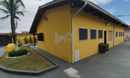 Casa para Venda em Itanhaém, Jardim Grandesp, 8 dormitórios, 5 suítes, 1 banheiro, 8 vagas