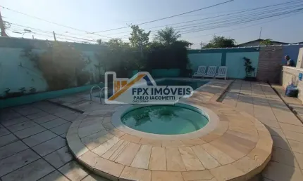 Casa para Venda em Peruíbe, JARDIM VENEZA, 4 dormitórios, 2 suítes, 5 banheiros, 4 vagas
