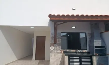 Casa para Venda com  2 dormitórios e piscina  , Itanhaém