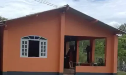Chácara  com  5.207,00 m², para venda, itanhaém / sp. possui 02 dormitórios
