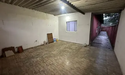 Casa para Venda, Itanhaém / SP. Possui 02 dormitórios.