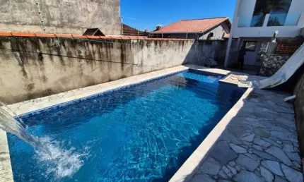 Casa para Venda, Itanhaém / SP. Possui 02 dormitórios
