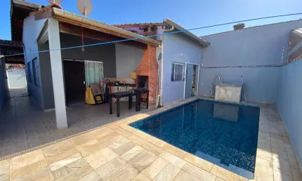 Casa com piscina e 03 dormitórios  para Venda, Itanhaém / SP
