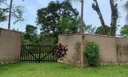 Chácara para venda, itanhaém / sp. possui lago e  14.000  (100x140) m² de área total.