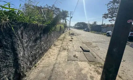 Terreno  frente mar para venda, itanhaém / sp . lote murado  com 867 m² de área total.