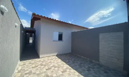 Casa nova com piscina e 02 dormitórios,  para venda, itanhaém / sp
