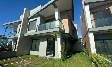 Ótimo Sobrado no Centro de Imbé á 500 metros do Mar