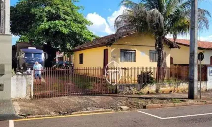 Casa à venda por R$ 1.500.000 - Centro - Ibiporã/PR