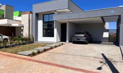 Casa com 3 dormitórios à venda, 180 m² por R$ 1.295.000,00 - Parque Tauá - Cond. Araçari - Londrina/PR