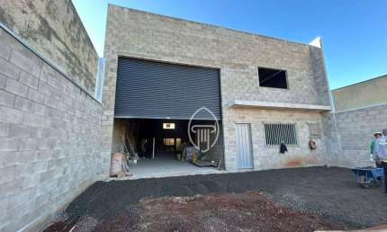 Barracão para alugar, 300 m² por R$ 5.000,00/mês - Centro - Ibiporã/PR