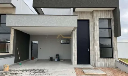 Casa em Condomínio no Jardim Novo Horizonte em Sorocaba, 138m²,  03 dormitórios, 01 suíte , 04 vagas de garagem.