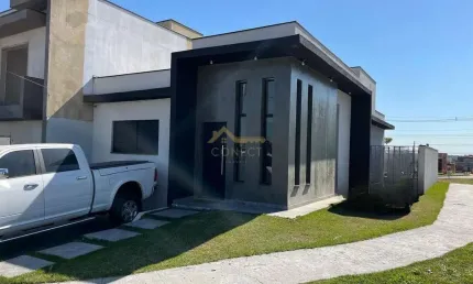 Casa em Condomínio no Jardim Santa Marta em Sorocaba, 90m²,  03 dormitórios, 01 suíte , 02 vagas de garagem.