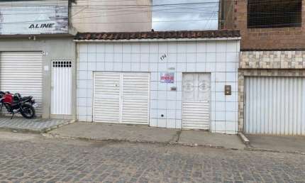 Casa para Venda em Pesqueira, Eucaliptos, 3 dormitórios, 1 suíte, 1 banheiro, 1 vaga