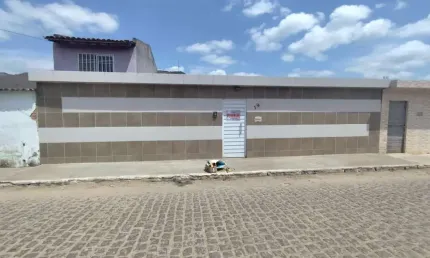 Casa para Venda em Pesqueira, Pedra Redonda, 3 dormitórios, 4 banheiros, 2 vagas
