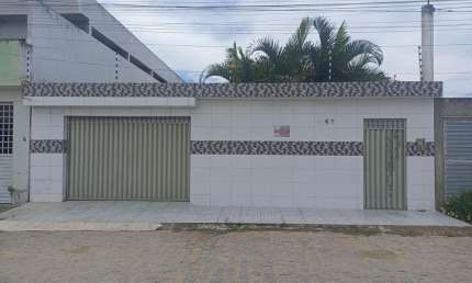 Casa para Venda em Pesqueira, Prado, 3 dormitórios, 1 suíte, 1 banheiro, 1 vaga