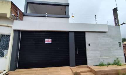 Casa para Locação em Pesqueira, Centro, 2 dormitórios, 4 banheiros, 1 vaga