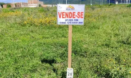 Terreno à venda na Rua Santo Antônio, São Cristóvão, Arcoverde