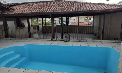 Casa com 5 quartos à venda na Rua Professor Raul Penido, 400, Brasilândia, São Gonçalo