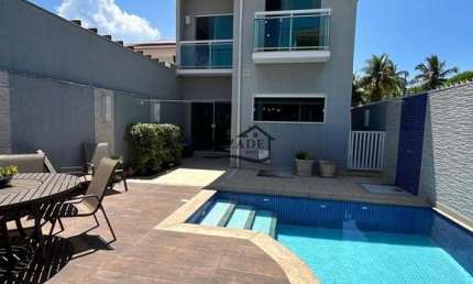 Casa de alto padrão em Camboinhas Niterói! A poucos metros da praia e mercados.