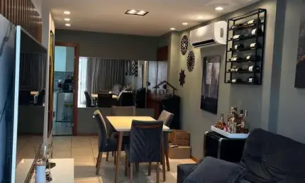 Apartamento amplo com varanda em Santa Rosa por 490.000,00