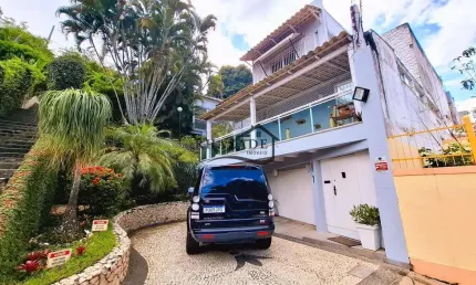 Casa com 3 quartos com suítes à venda, 450 m²  - São Francisco - Niterói/RJ