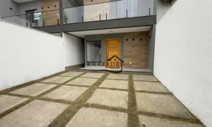Elegância em Piratininga – 3 Qtos, Suíte, Quintal e 2 Vagas Exclusivas
