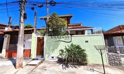 Casa com 3 dormitórios à venda, 160 m² por R$ 690.000 - Badu - Niterói/RJ