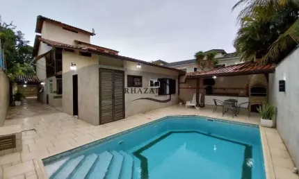 Excelente casa 4 quartos em camboinhas – niterói/rj.