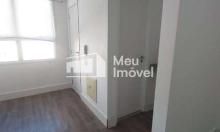 Sala comercial com 1 sala para alugar na Rua Tiradentes, 1000, Centro, Jacareí