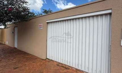 Casa para alugar em Jataí, Residencial Cohacol 5, com 2 quartos, com 116.19 m²