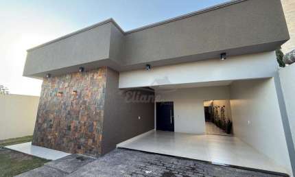 Casa à venda em Jataí, Setor das Mansões, com 3 suítes, com 206 m²