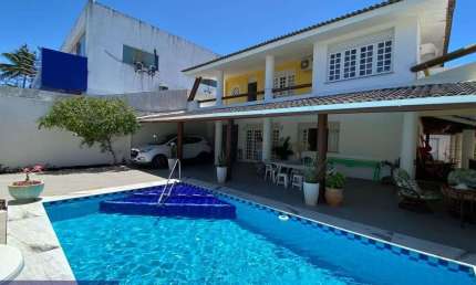 Casa Duplex maravilhosa com 4 suítes em Vilas do Atlântico