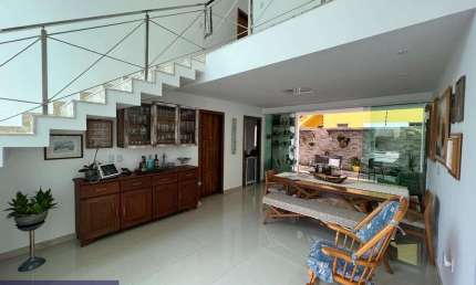 Casa Duplex com 197m2 à venda em Villas do Atlântico - Lauro de Freitas-BA