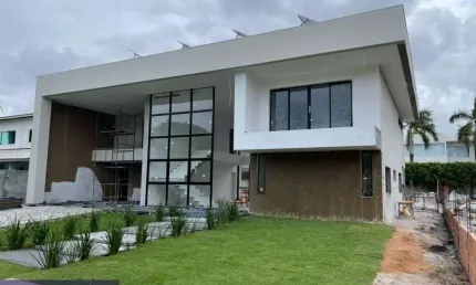 Casa com 4 suítes  à venda, 624 m² por R$ 5.000.000 - Busca Vida - Camaçari/BA