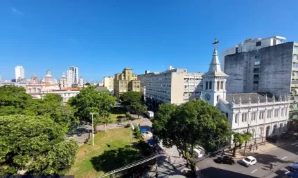 Casa comercial à venda no Dois de Julho, Salvador 