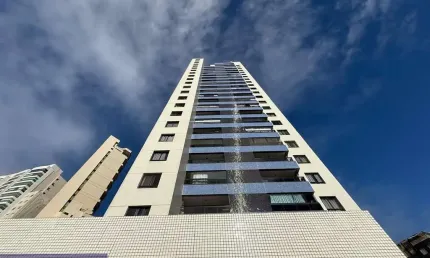 Belissimo apartamento de 2 quartos com vista mar no rio vermelho