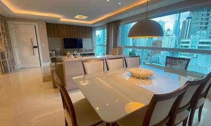 Apartamento 3 Suítes Mobiliado de Alto Padrão e Sofisticação no Coração de Balneário Camboriú!