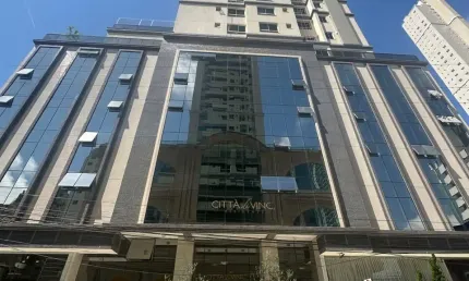 EXCELENTE APTO no centro de BC, com 4 dorm, 3 bwc,  2 vagas, condomínio com lazer muito completo