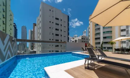 Com vista mar, Imóvel para venda 3 suítes, 4 bwc, 3 vagas, em Bal. Camboriú...excelente oportunidade