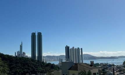 TERRENO EM BC.. com 480m2 vista mar,  ótima estrutura de lazer, venha conhecer e fazer proposta