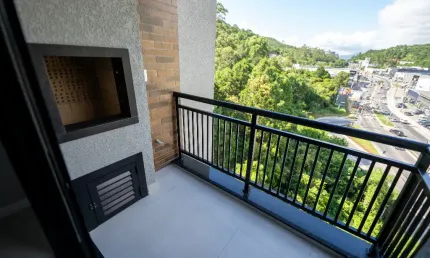Imóvel para venda possui 63 metros quadrados com 2 quartos, 2 vagas, Praia dos Amores BC
