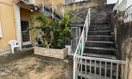 Casa com 3 quartos à venda na Rua Jornalista Mário Galvão, Vila Kosmos, Rio de Janeiro, 104 m2 por R$ 165.000
